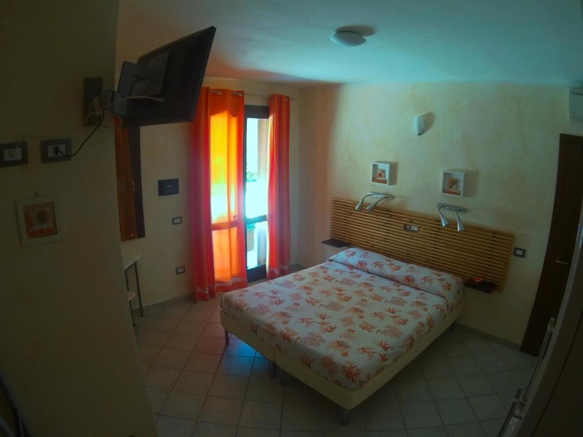 B&B Crisalide La Maddalena  Dış mekan fotoğraf