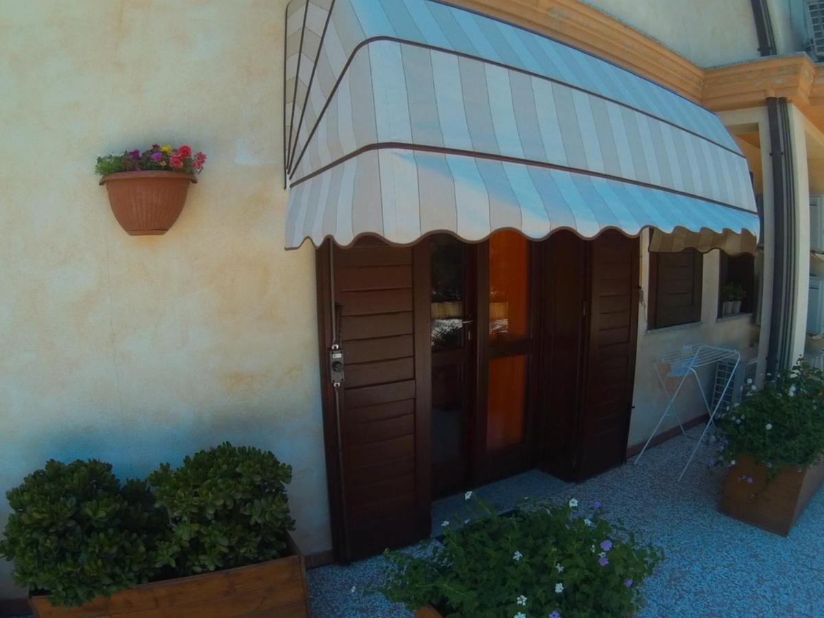 B&B Crisalide La Maddalena  Dış mekan fotoğraf